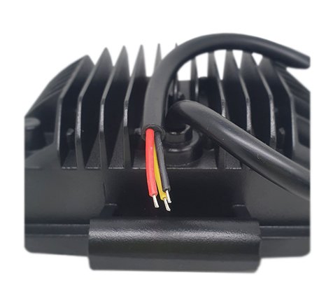 Farol Auxiliar Retangular 8 Led 24W 10-30V Cinoy (medidas: A:8cm x L:15cm x P:6cm)